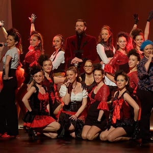 La troupe étincelle