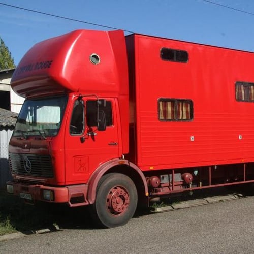 Le Cheval Rouge cirque équestre 8