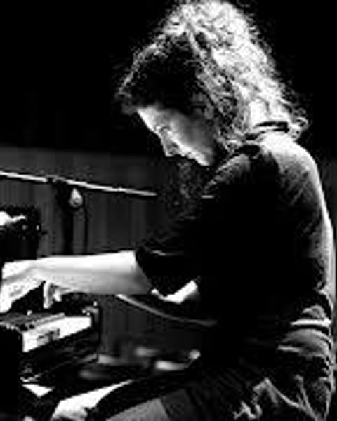 Eve Risser