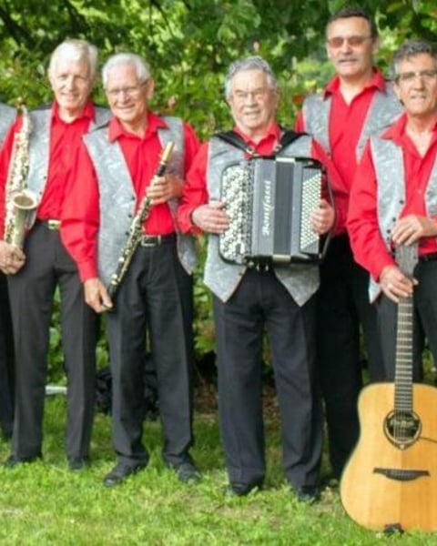 Choeur d'hommes ain'tonation