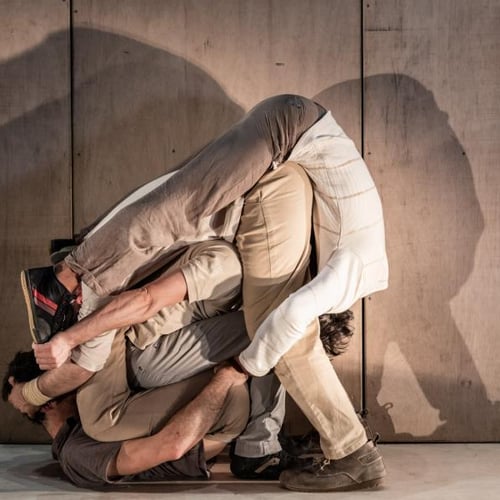 Compagnie de cirque Eia 2