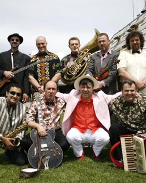 Emir Kusturica & The No Smoking Orchestra