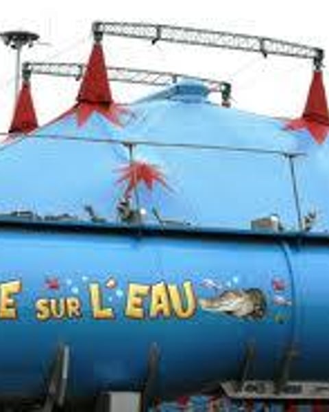 Le Grand Cirque sur l'eau
