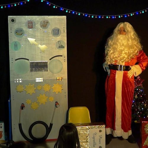 Joyeux Noël Tigrella, la sorcière de la déchetterie