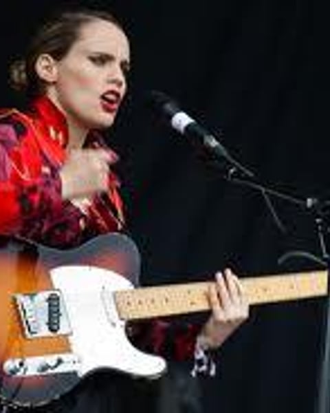 Anna Calvi