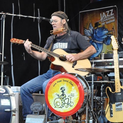 Philippe Ménard One Man Band 1