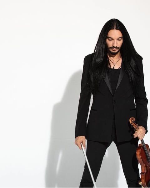 Nemanja Radulovic - violinist