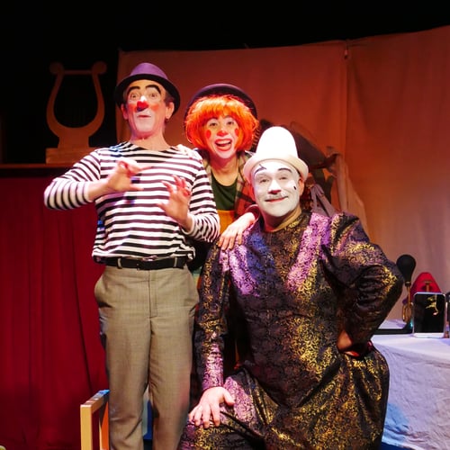spectacle pour enfants "Les Trois petits vieux qui ne voulaient pas mourir"
