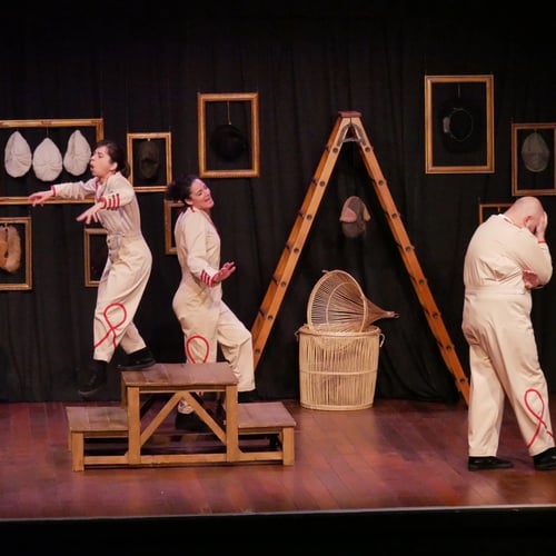 spectacle pour enfants "Et la tortue dans tout ça?" d'après les fables d'Esope