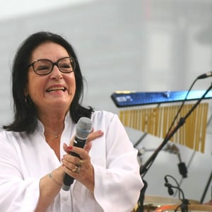 Nana Mouskouri