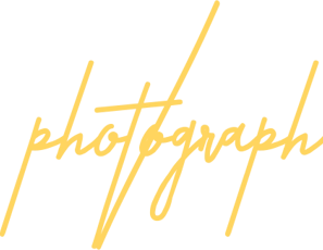 PHOTØGRAPH