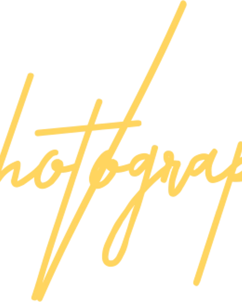 PHOTØGRAPH