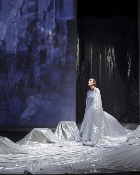 Emmanuelle Vo-dinh