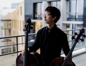 Bogeun Park (violoncelle)