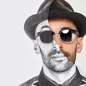 JR
