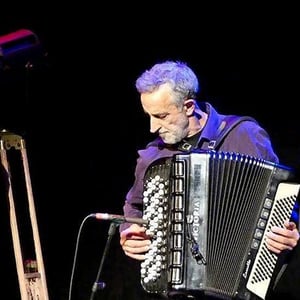 Erwens chante Ferrat