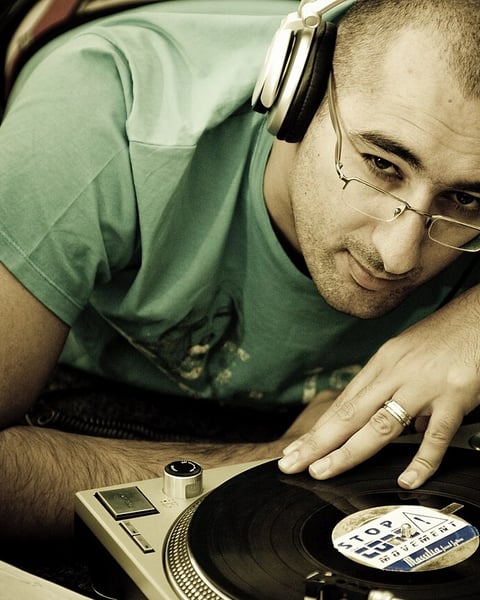 Dj Kayalik