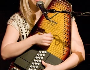 Basia Bulat