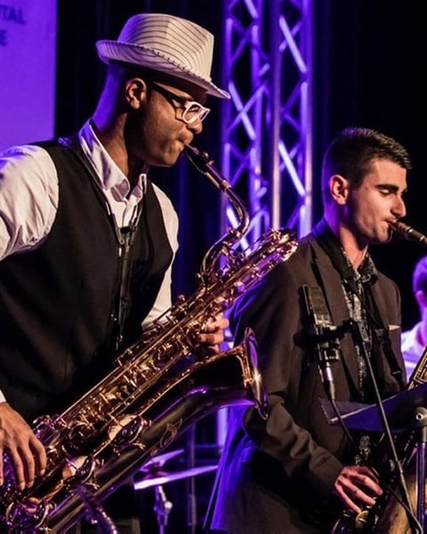 Saxtoy's