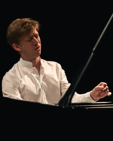 Sacha Morin